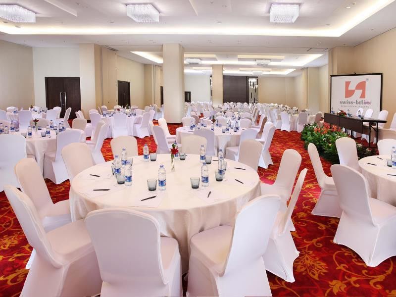 Swiss-Belinn Kemayoran Jakarta Buitenkant foto