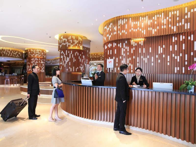 Swiss-Belinn Kemayoran Jakarta Buitenkant foto